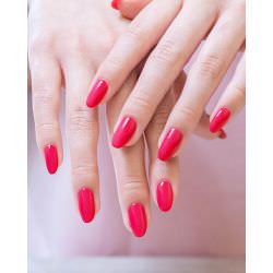 Dip Powder Gelish : Une alternative durable et élégante pour des ongles parfaits