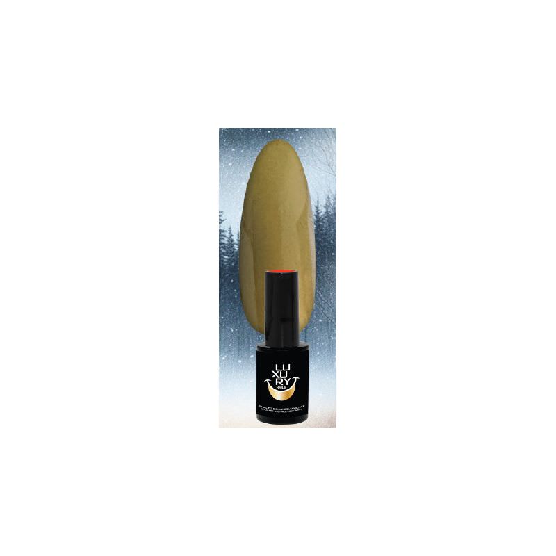 Sublimez vos manucures avec la collection CHIC & GLOSSY de Luxury Nails en Marron Taupe