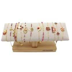 Présentoir en Bois +12 Bracelets - Coloris Rouge