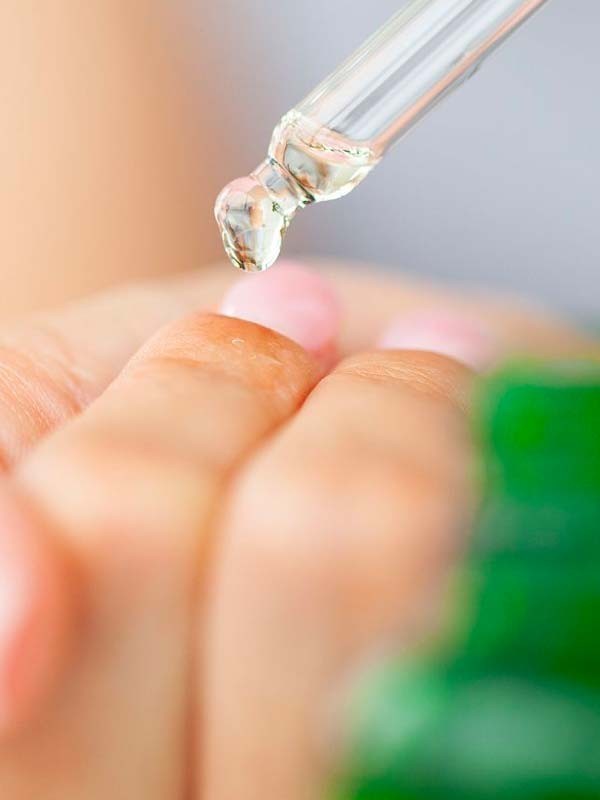 Soins des mains et soins des pieds, la beauté et le bien-être au quotidien